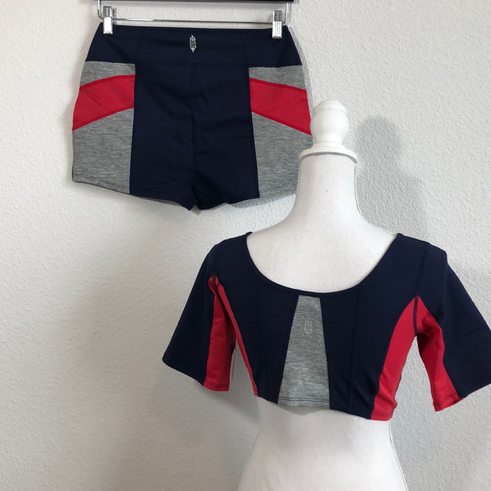 NEW! FP MOVEMENT 2 pcs crop top and short set - Picture 6 of 9